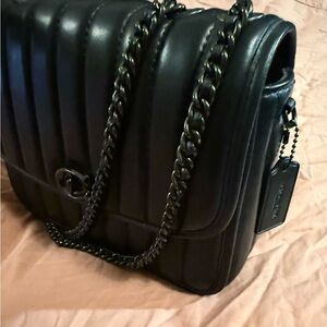 COACH Madison Shoulder Bag with Quilting in black/pewter